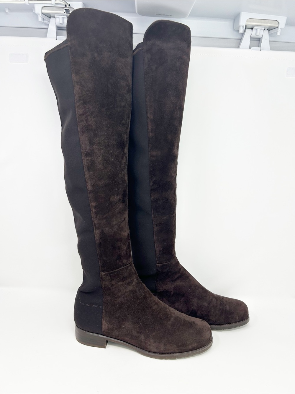 Stuart Weitzman 50/50 Knee High Riding Boots Brown Stretch Low Heel Size 8.5 W